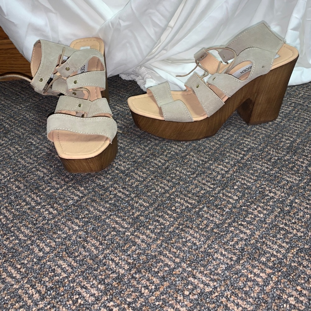 Chunky heels
